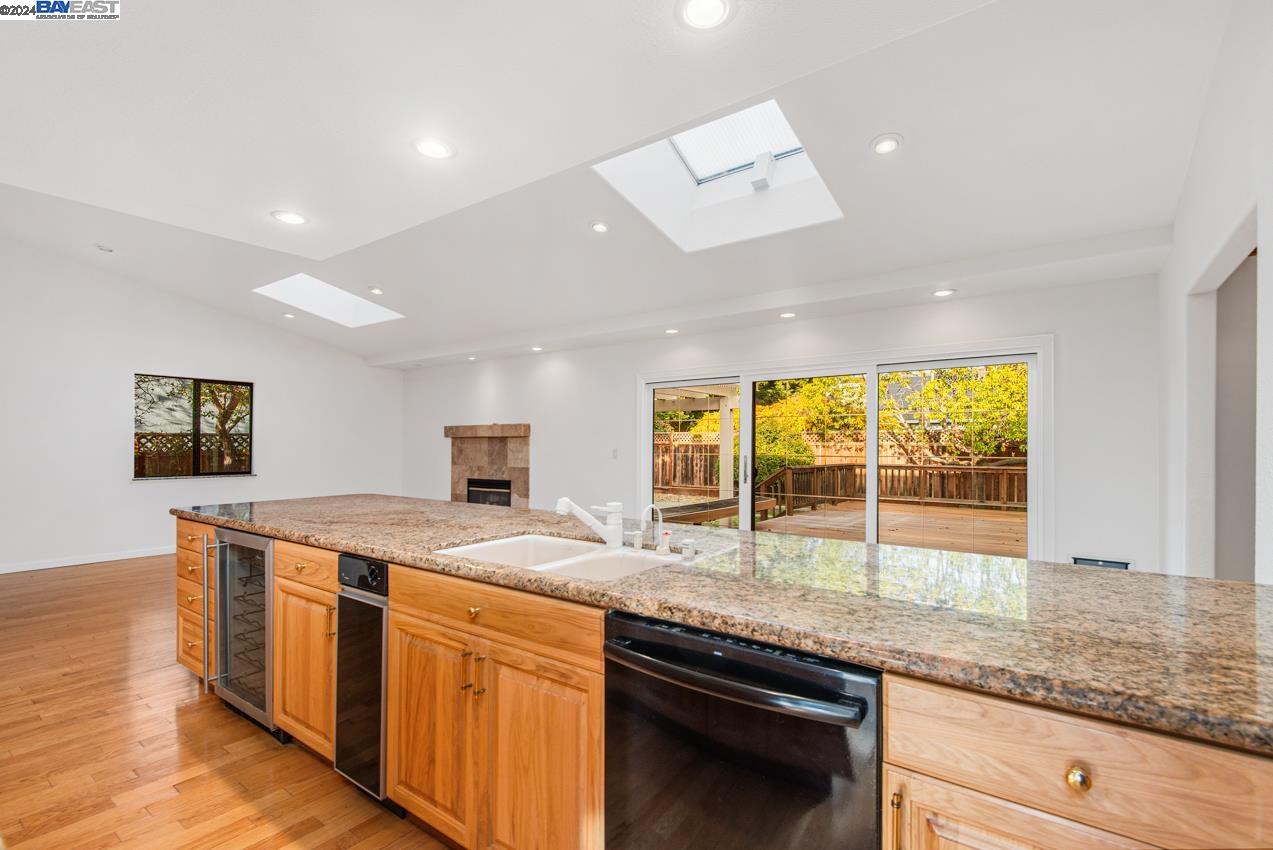 3221 Melanie Cir