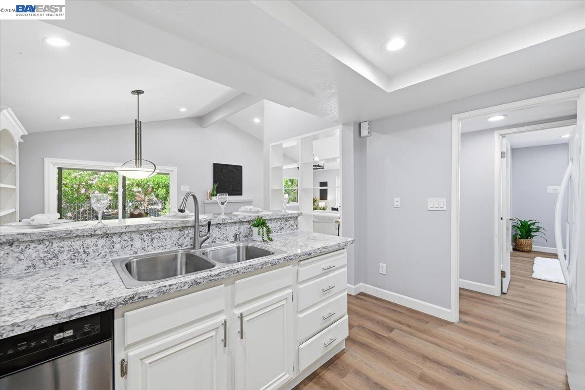 165 Rosario Ct