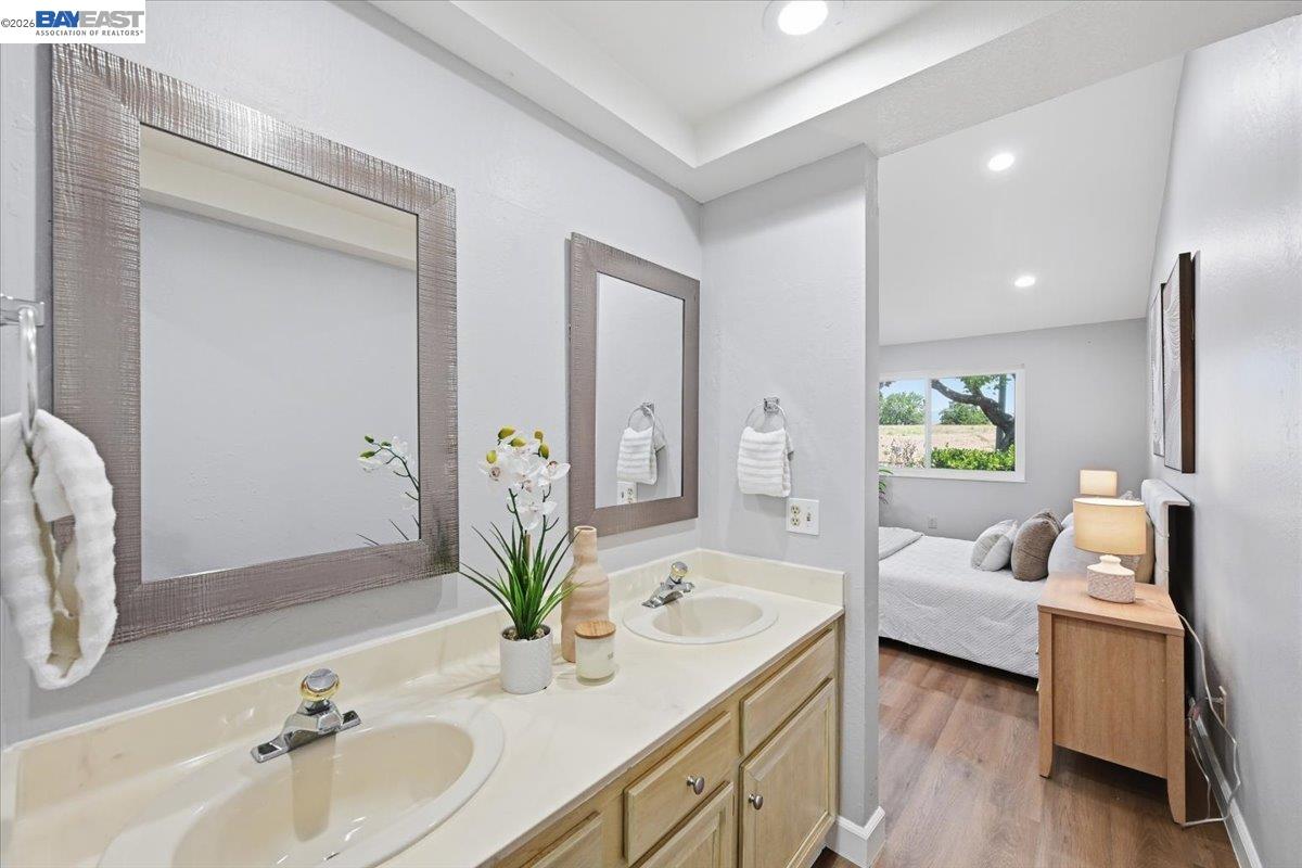 165 Rosario Ct