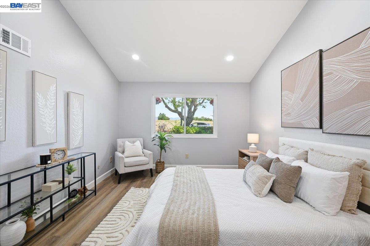165 Rosario Ct