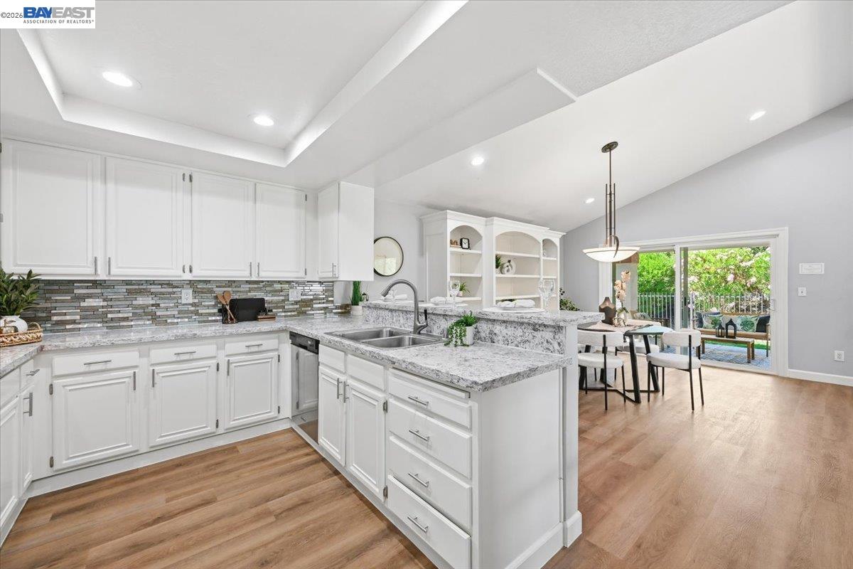165 Rosario Ct