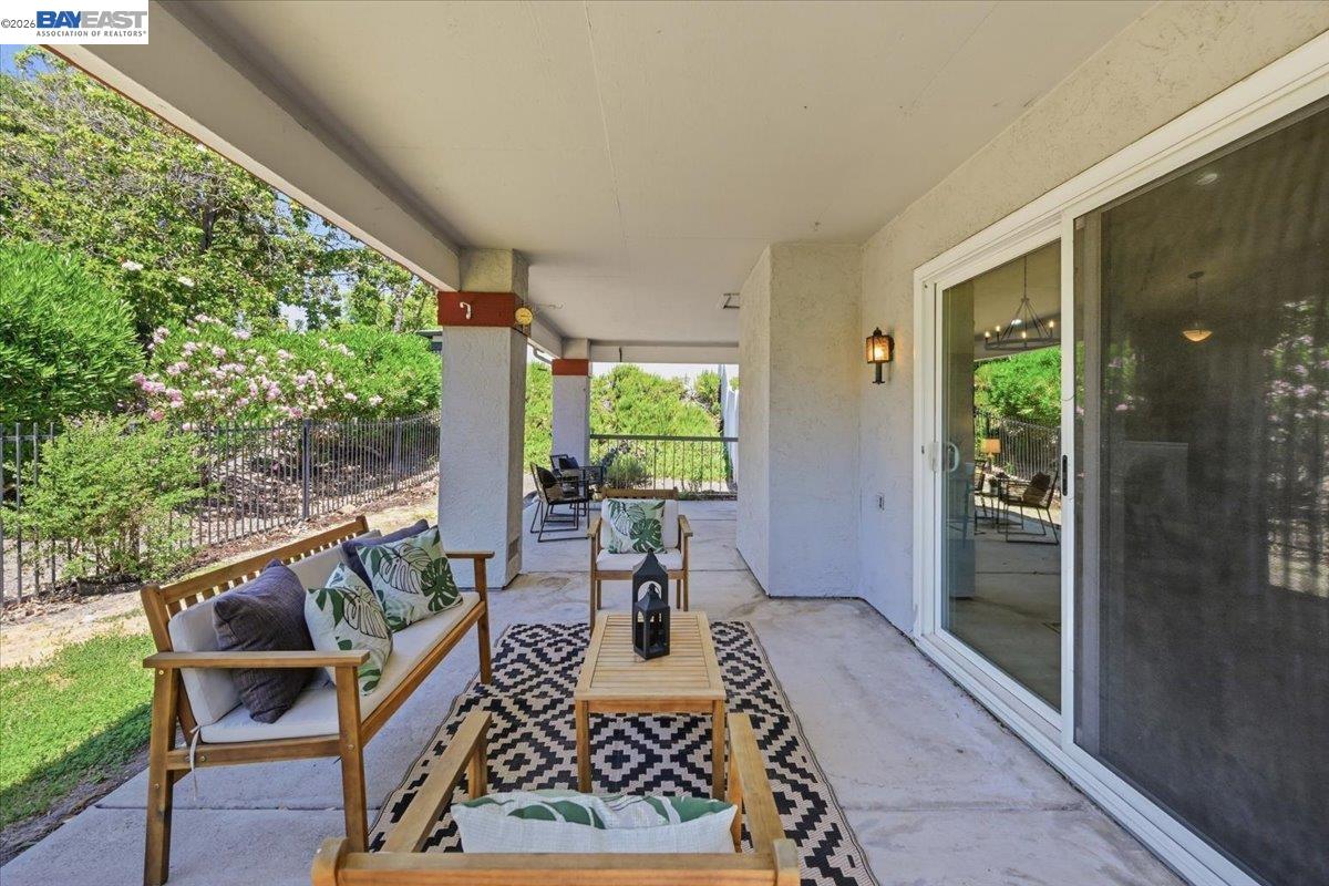 165 Rosario Ct
