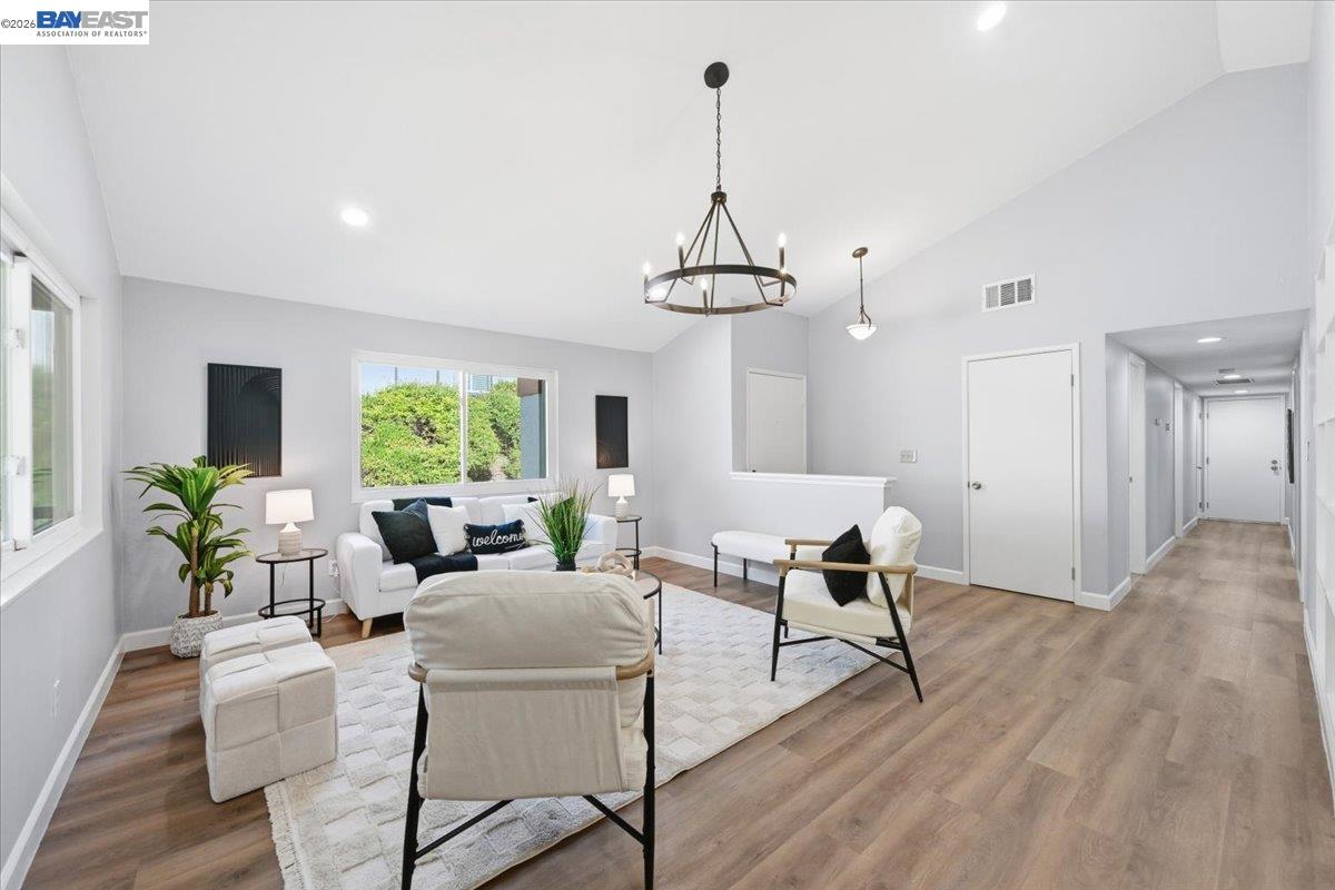 165 Rosario Ct