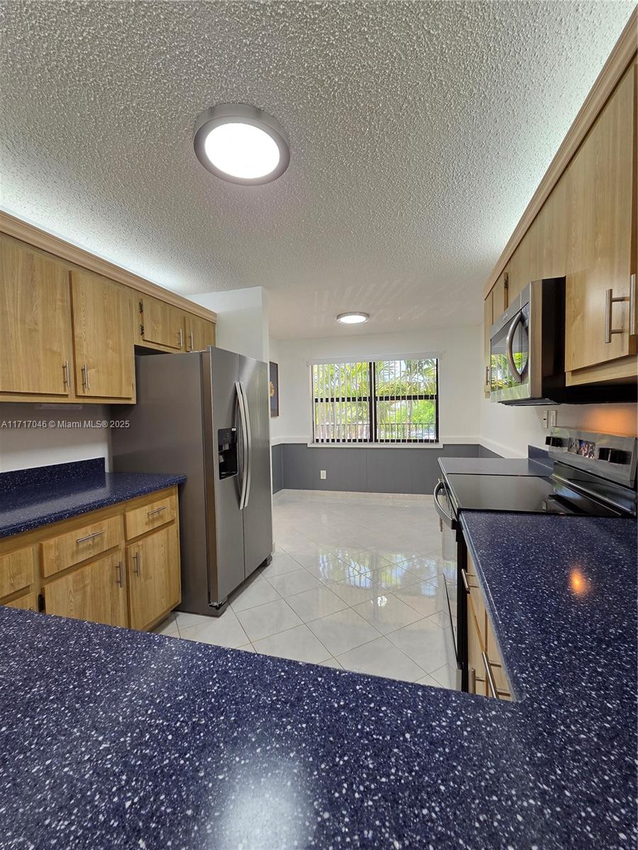 2606 NW 104th Ave # 202