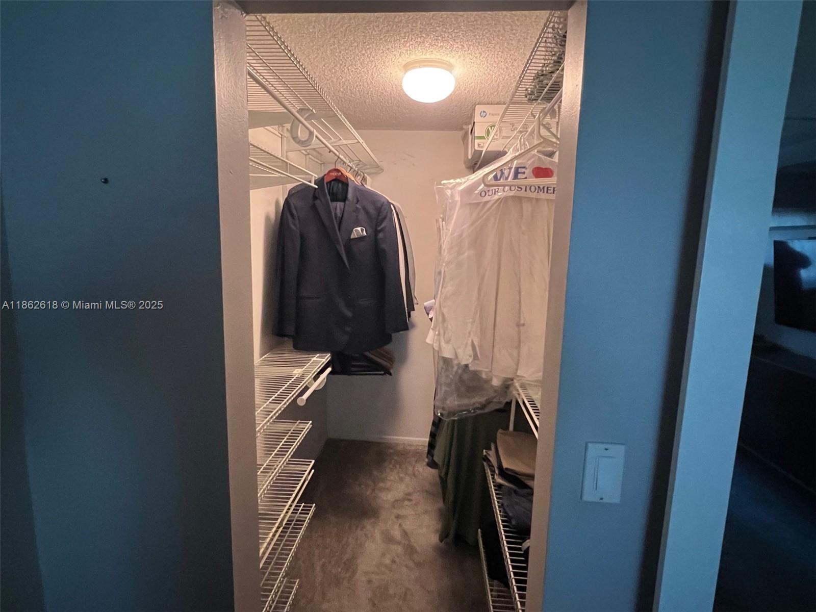 2761 S Oakland Forest Dr # 103