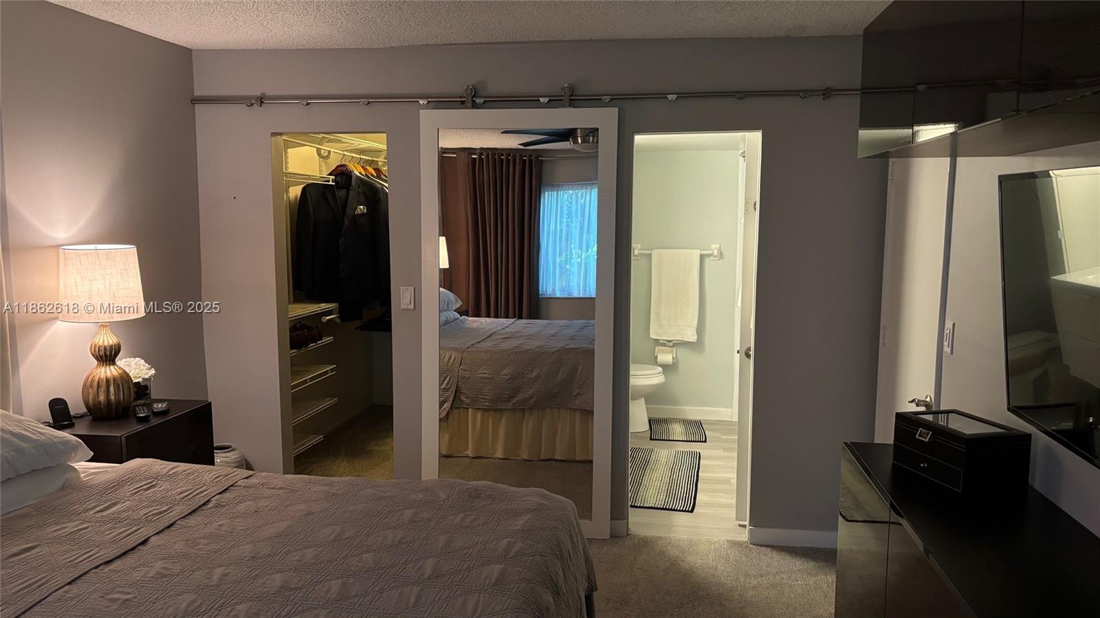 2761 S Oakland Forest Dr # 103