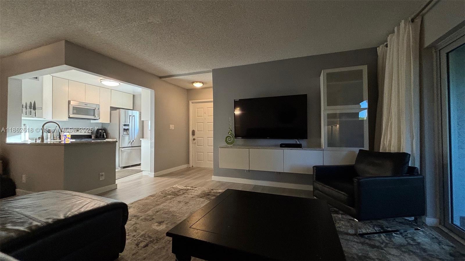 2761 S Oakland Forest Dr # 103