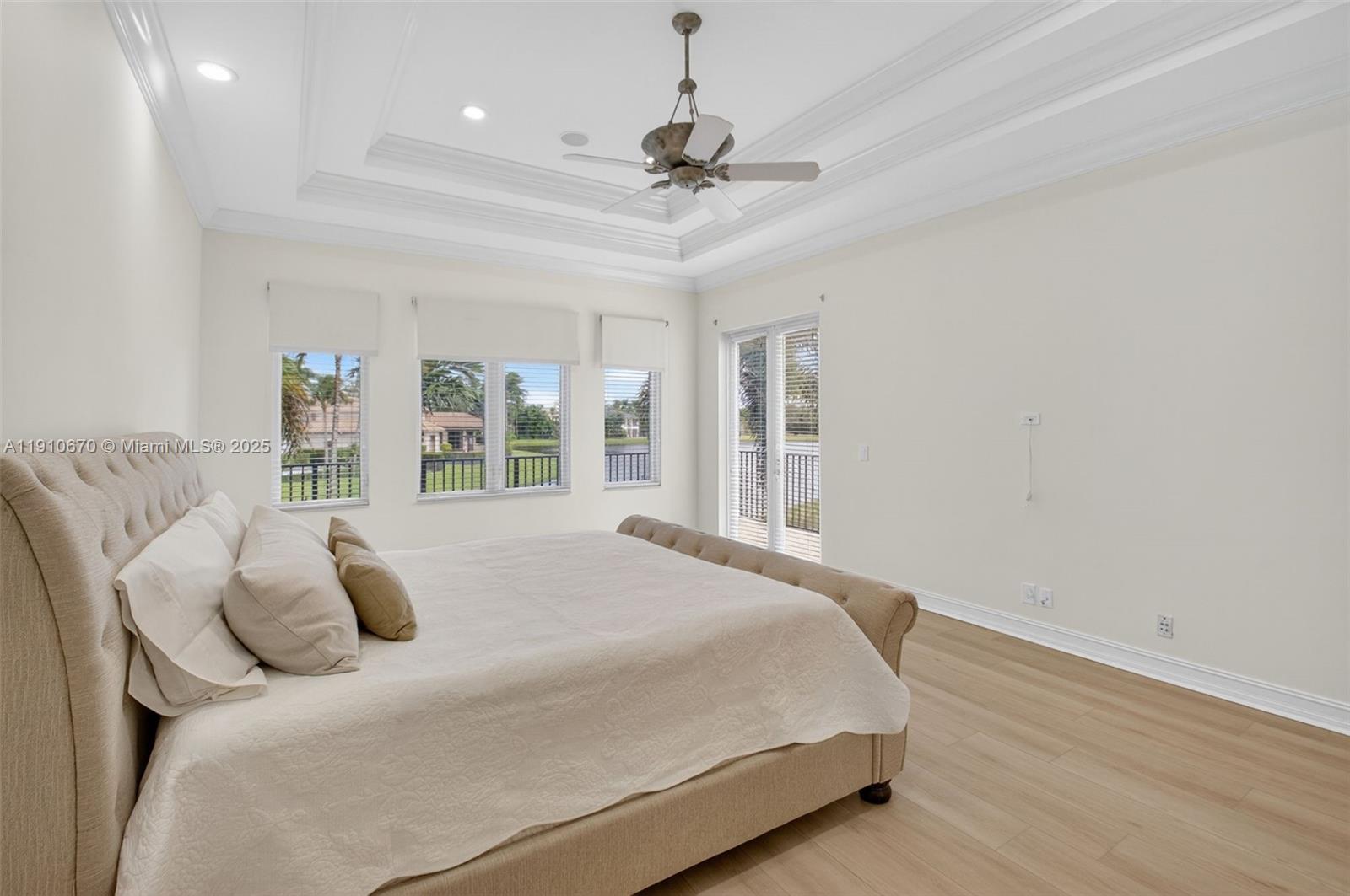 9597 Bridgebrook Dr Unit: -