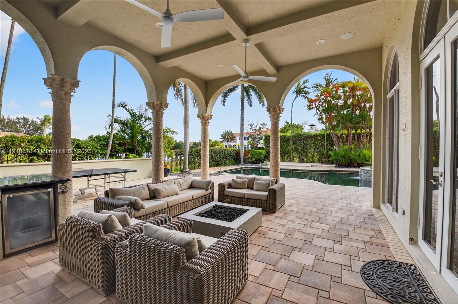 9597 Bridgebrook Dr Unit: -