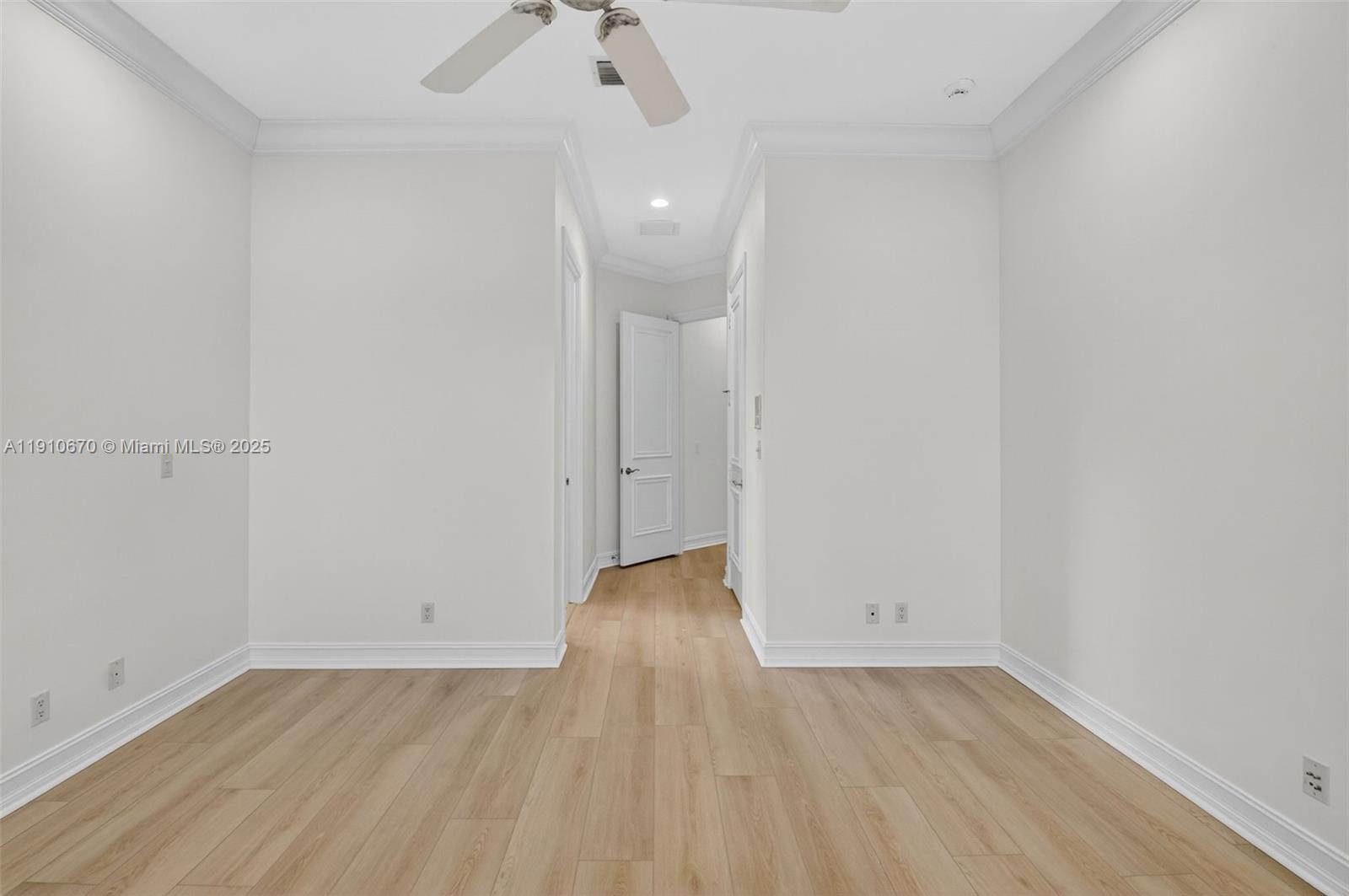 9597 Bridgebrook Dr Unit: -