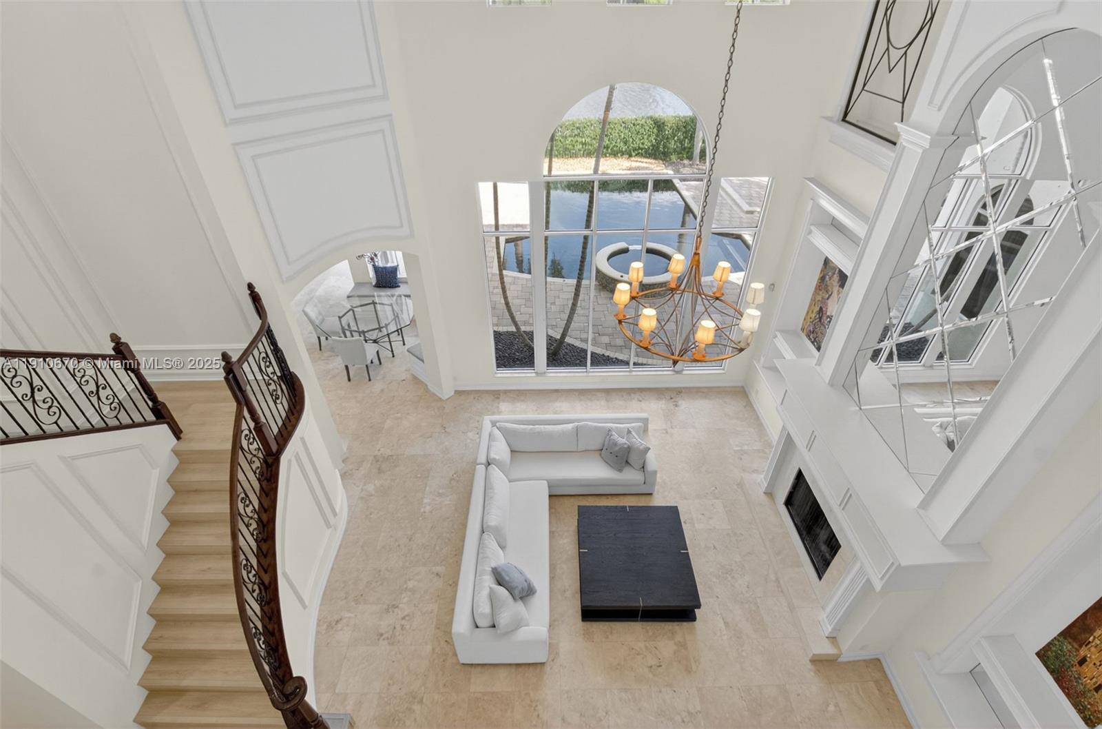 9597 Bridgebrook Dr Unit: -