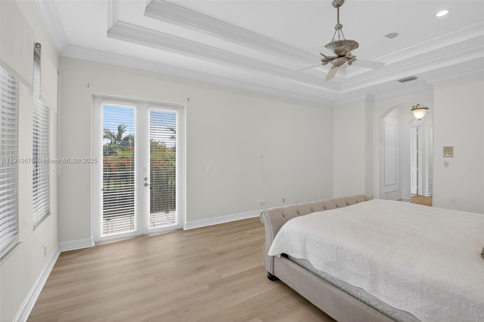 9597 Bridgebrook Dr Unit: -