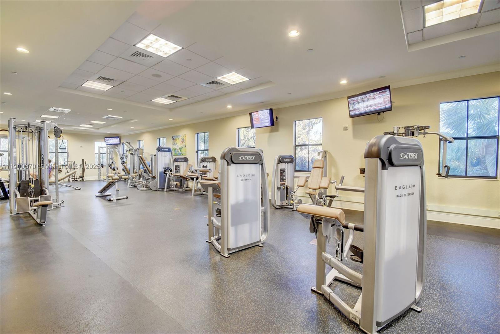 9597 Bridgebrook Dr Unit: -