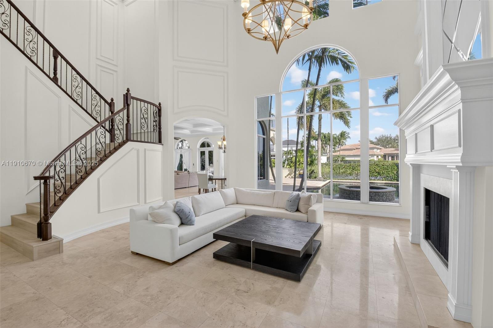 9597 Bridgebrook Dr Unit: -