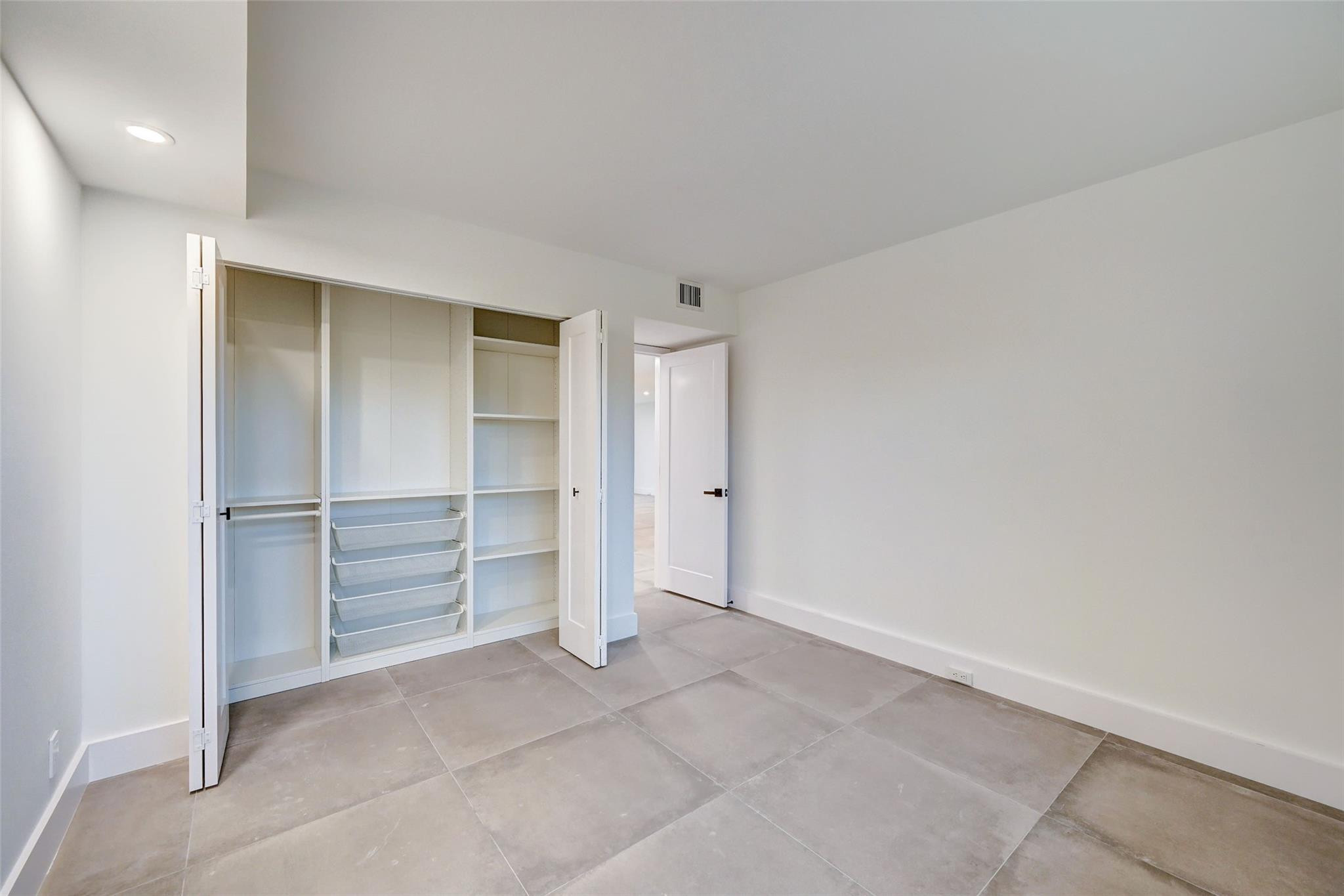 1803 Eleuthera Point C2