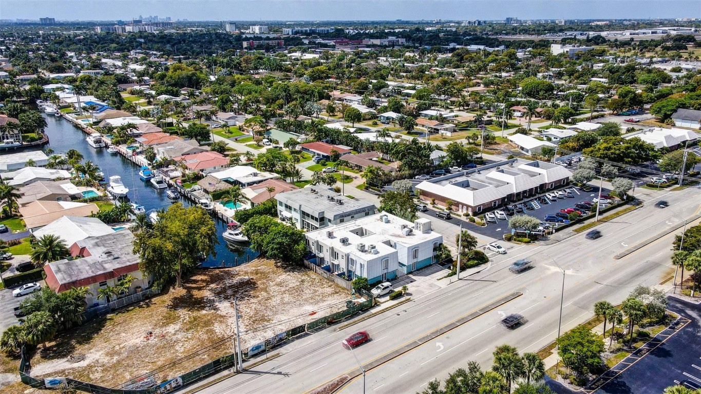 2708 NE 14th Street Cswy 4