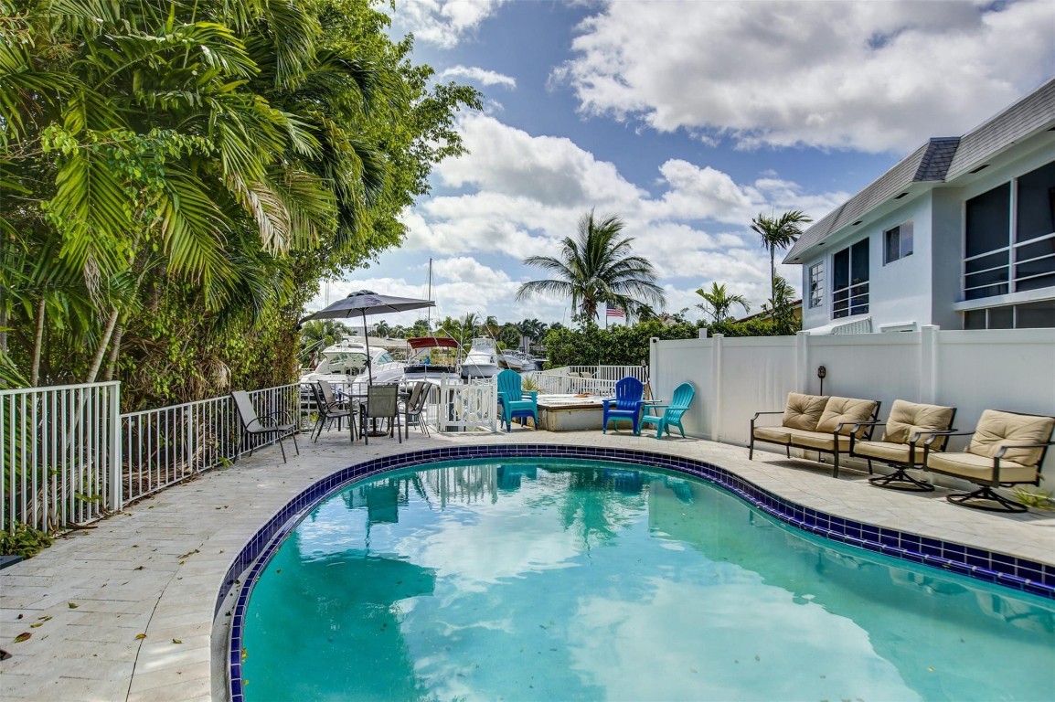 2708 NE 14th Street Cswy 4