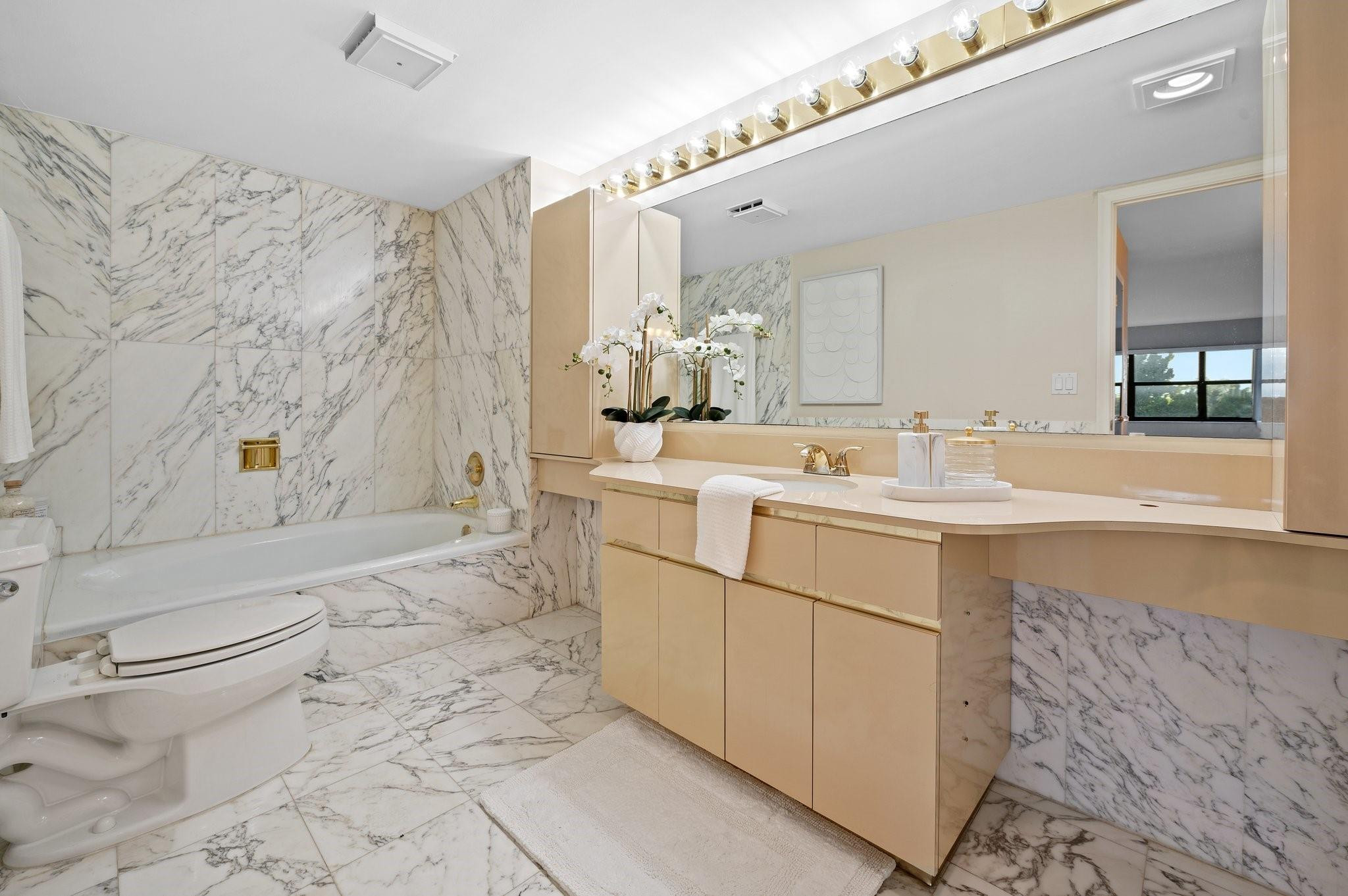 5100 N Ocean Blvd 418