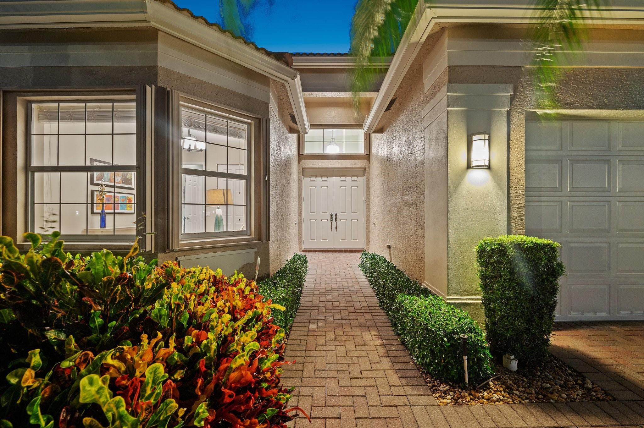 9729 S Dovetree Isle Dr