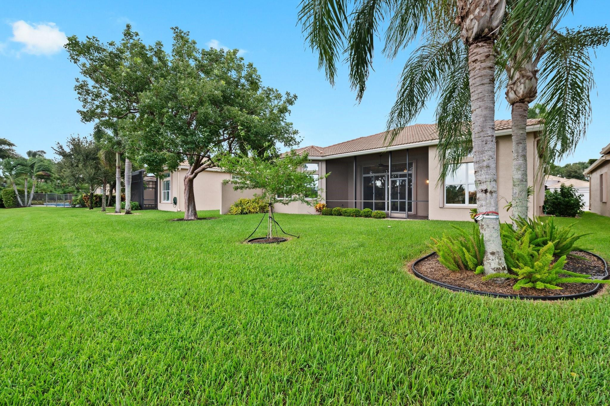 9729 S Dovetree Isle Dr