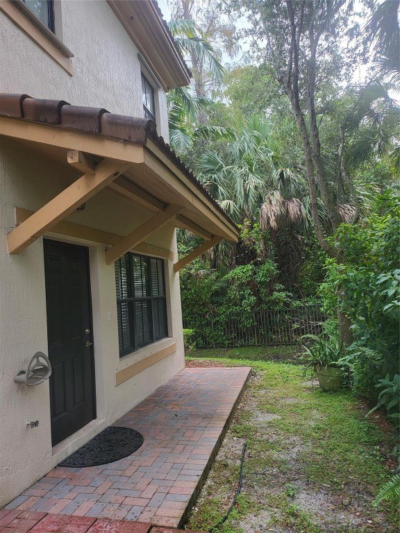 6071 Grand Cypress Cir