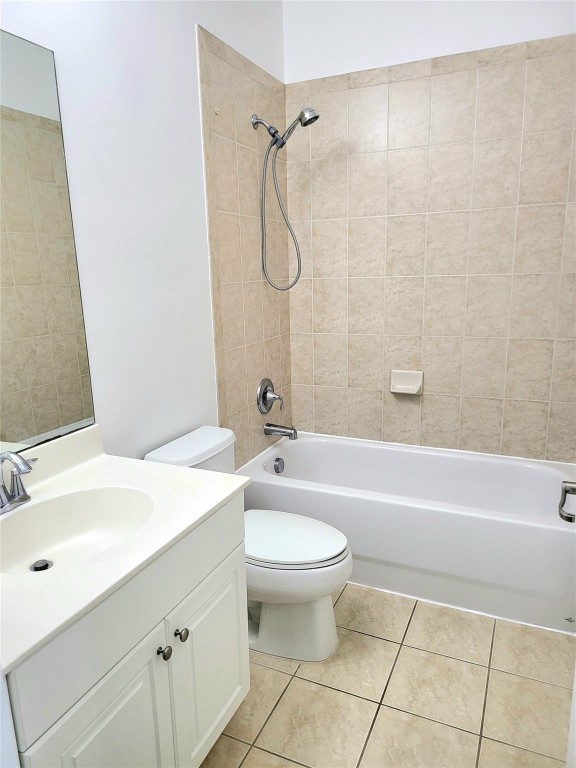 6071 Grand Cypress Cir