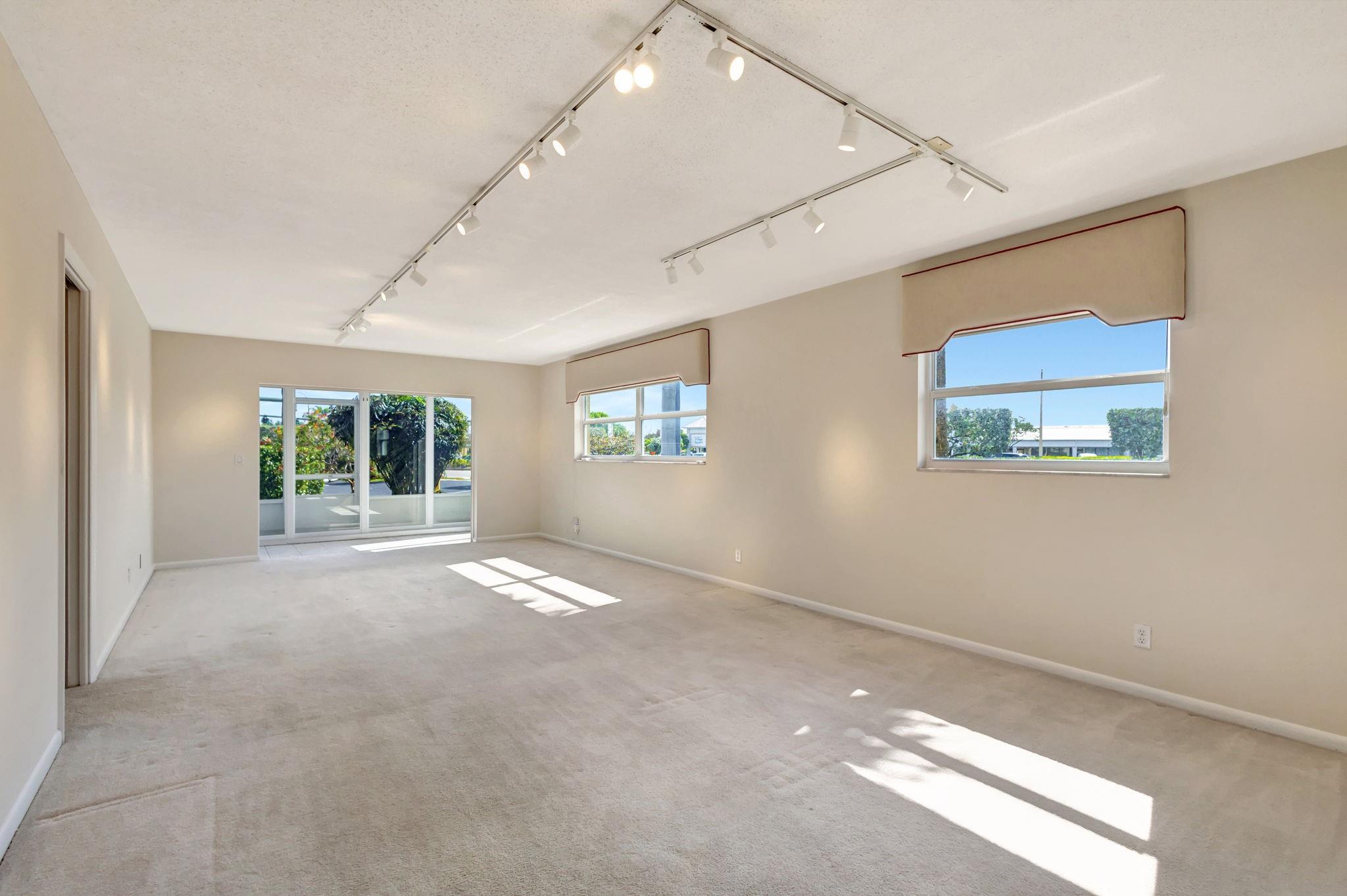 419 US Highway 1 108