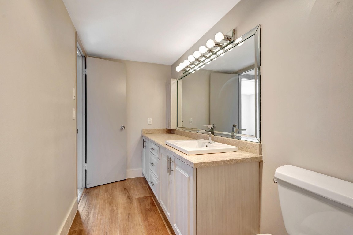 419 US Highway 1 108