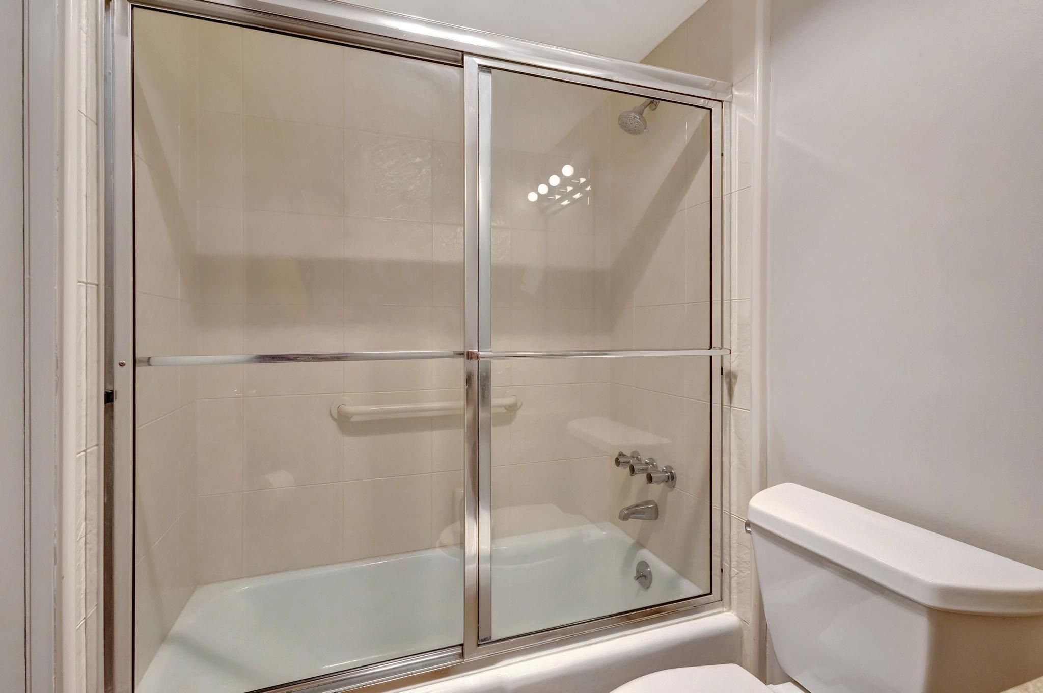 419 US Highway 1 108