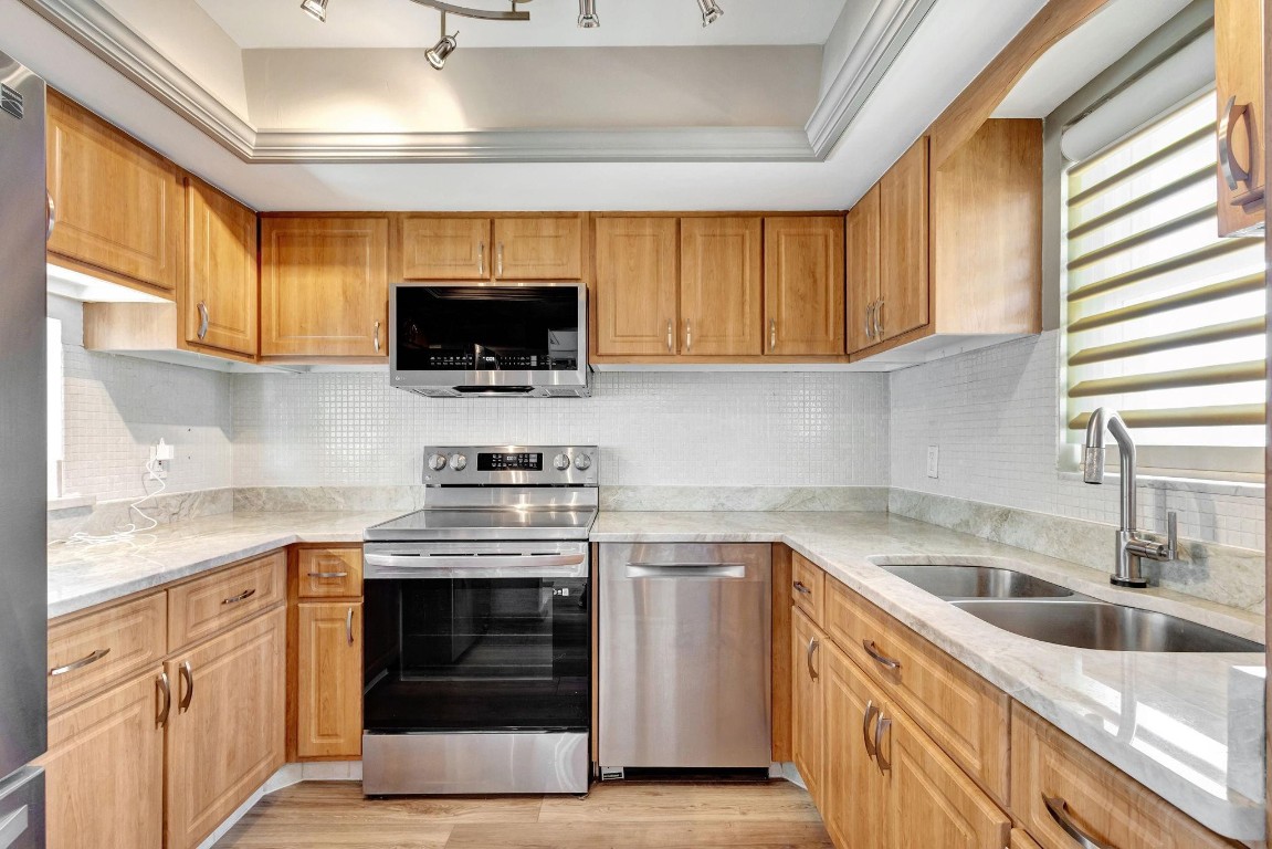 419 US Highway 1 108