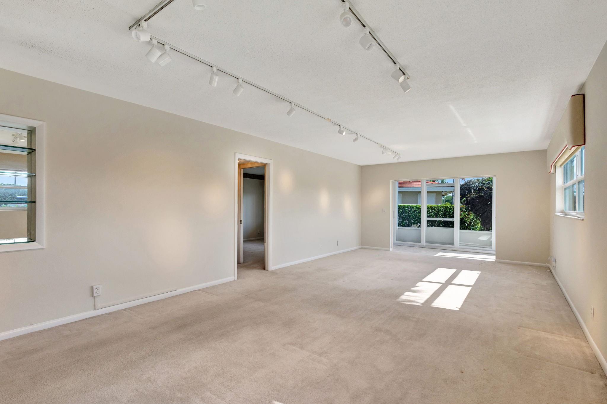 419 US Highway 1 108