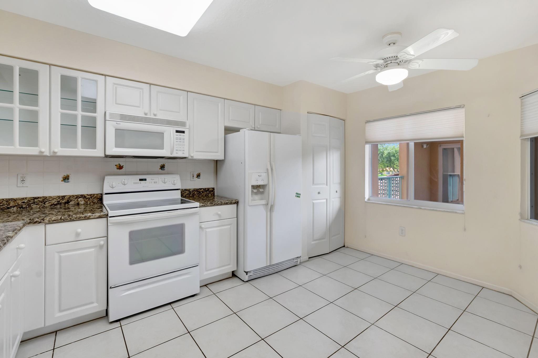 12565 Imperial Isle Dr 204