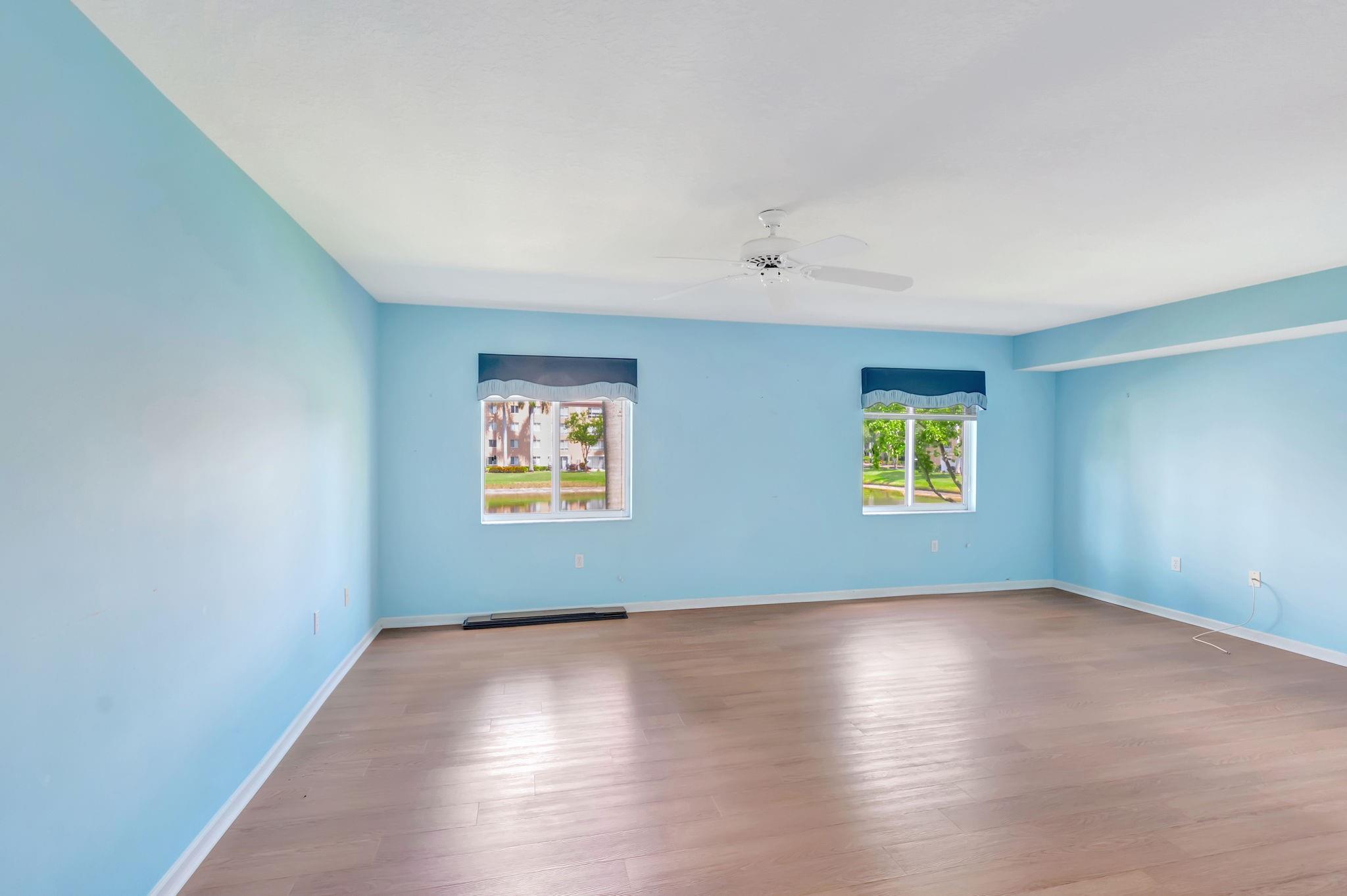 12565 Imperial Isle Dr 204