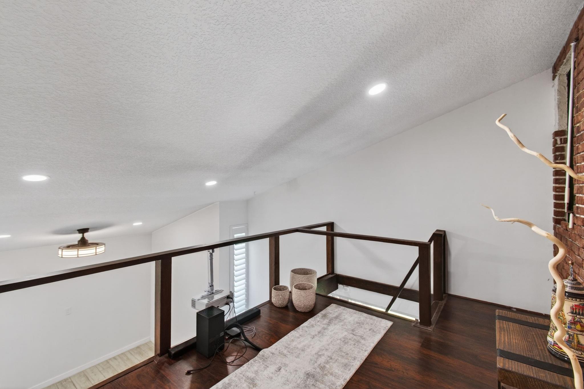 1089 NW 13th St 1