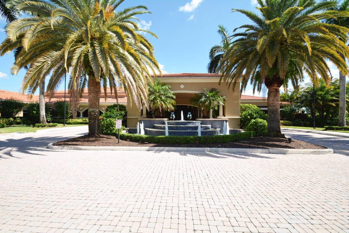 11298 Barca Blvd