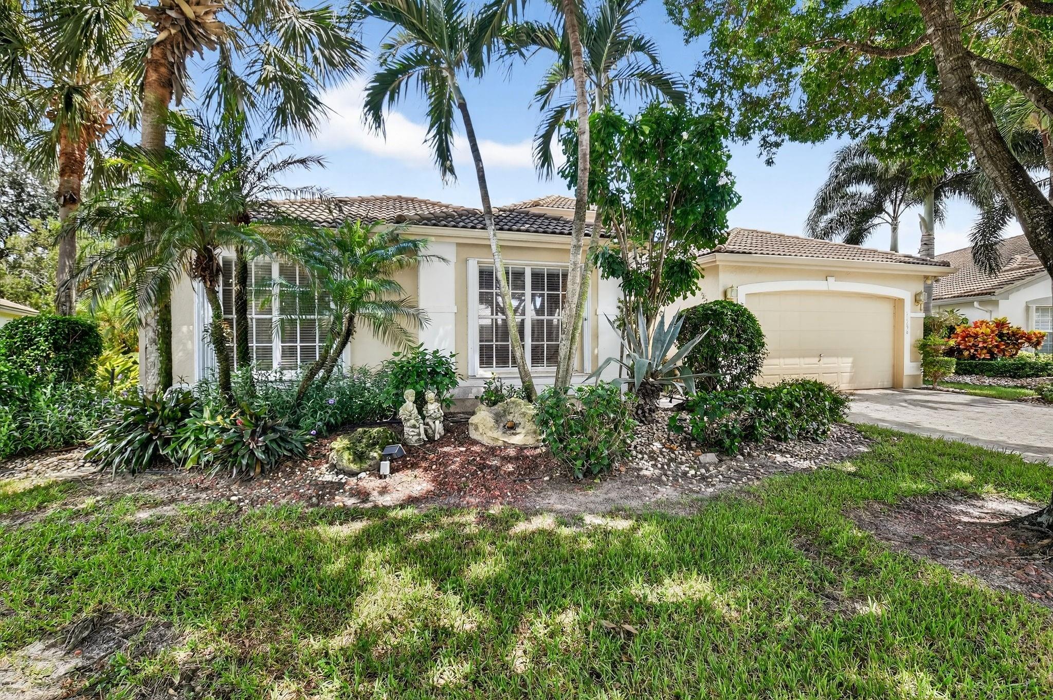 11298 Barca Blvd
