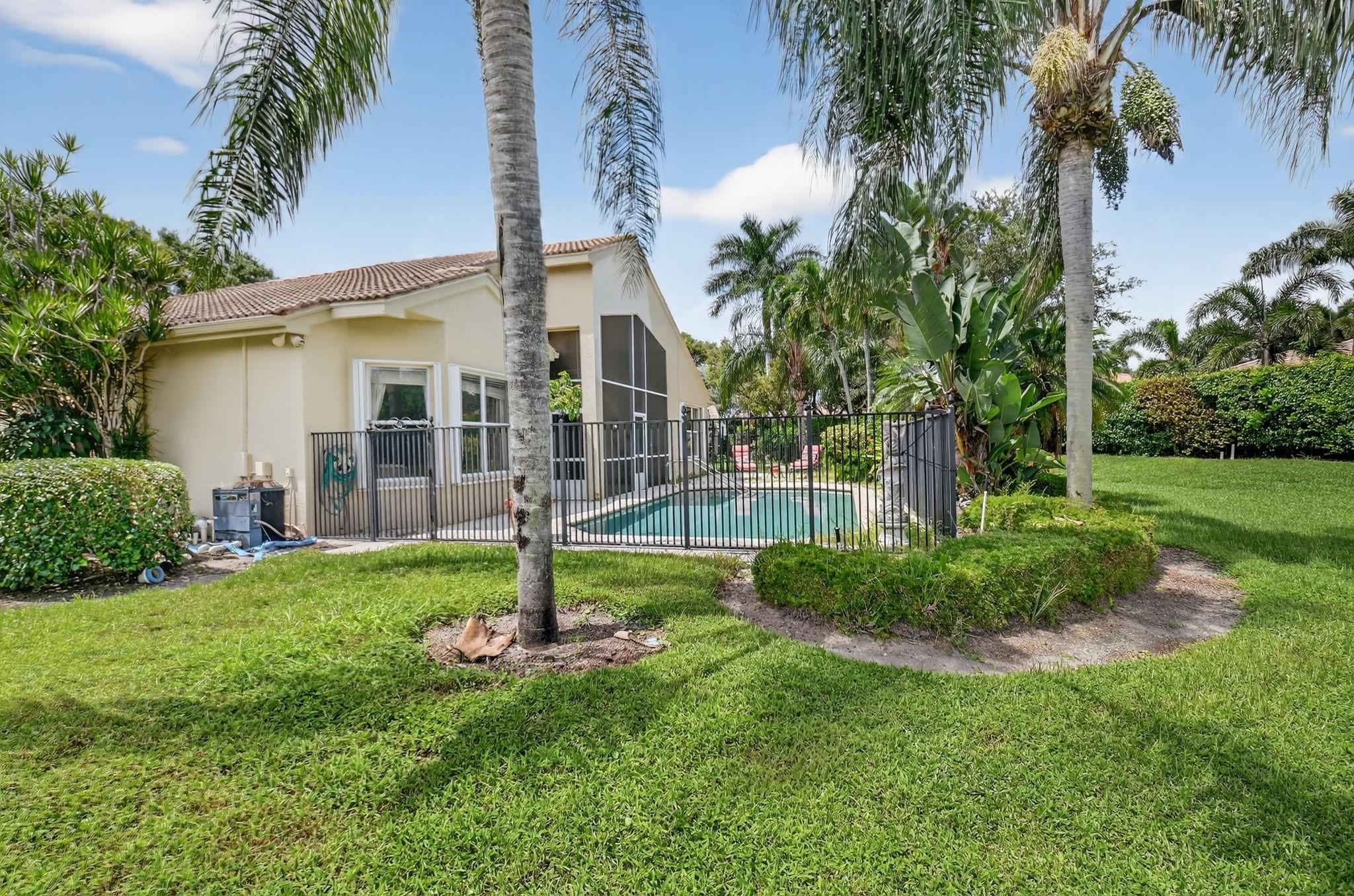 11298 Barca Blvd