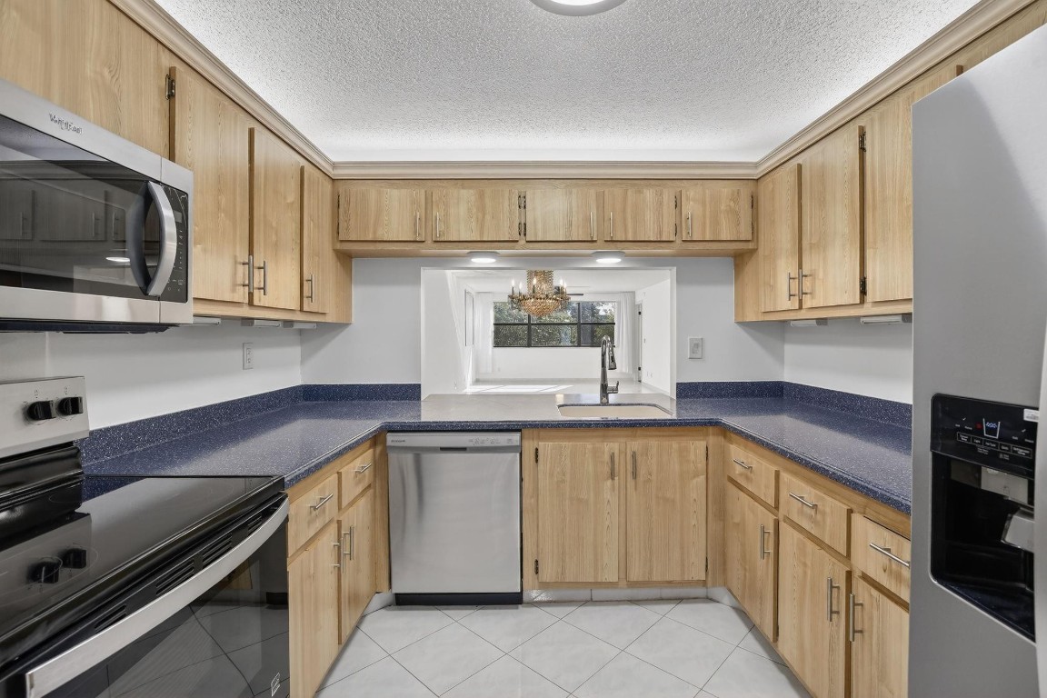 2606 NW 104th Ave 202