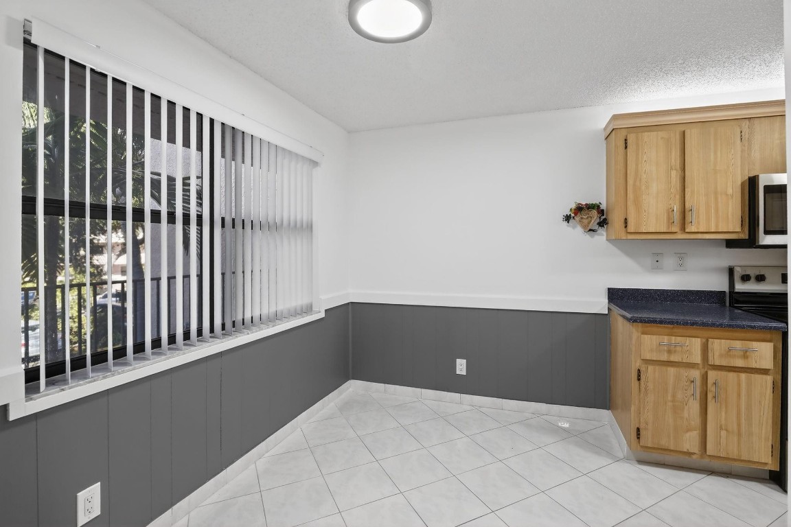 2606 NW 104th Ave 202