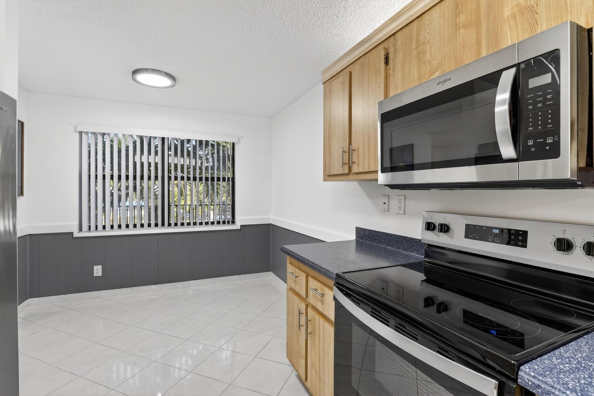 2606 NW 104th Ave 202