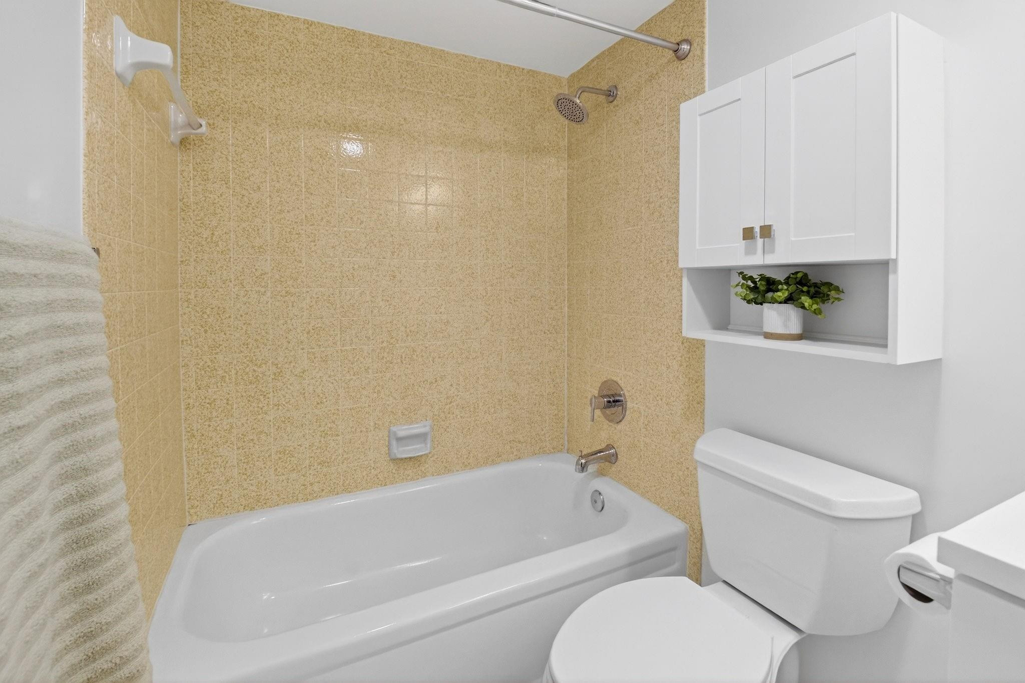 427 Pine Glen Lane C2