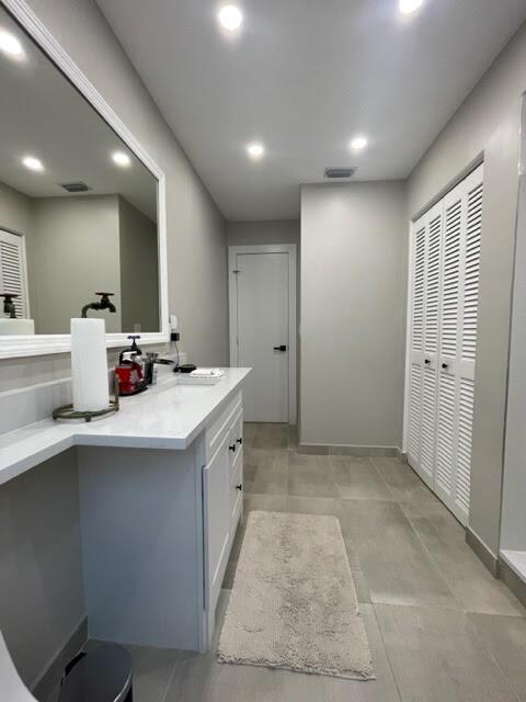 9754 Nickels Blvd 206