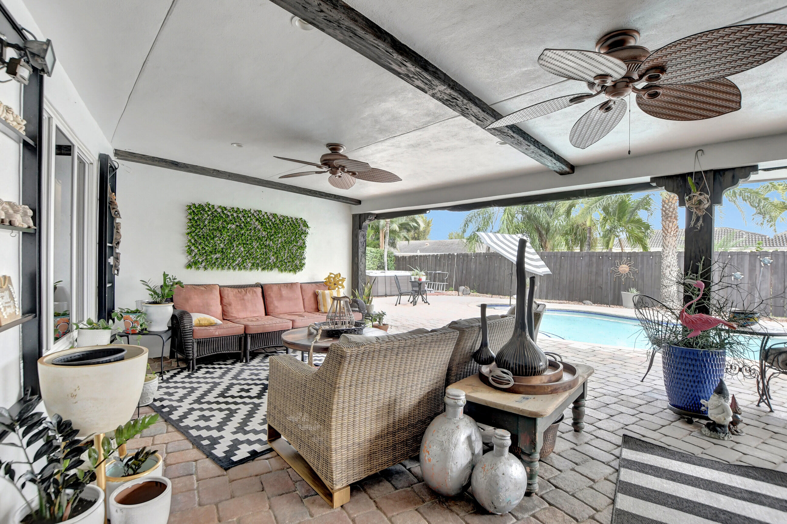 1100 SW 12th Terrace