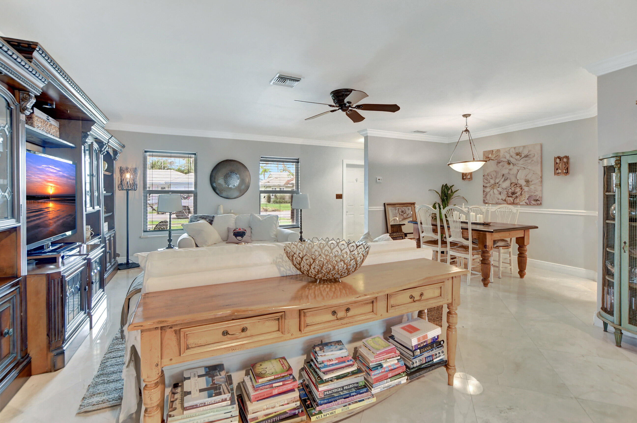 1100 SW 12th Terrace