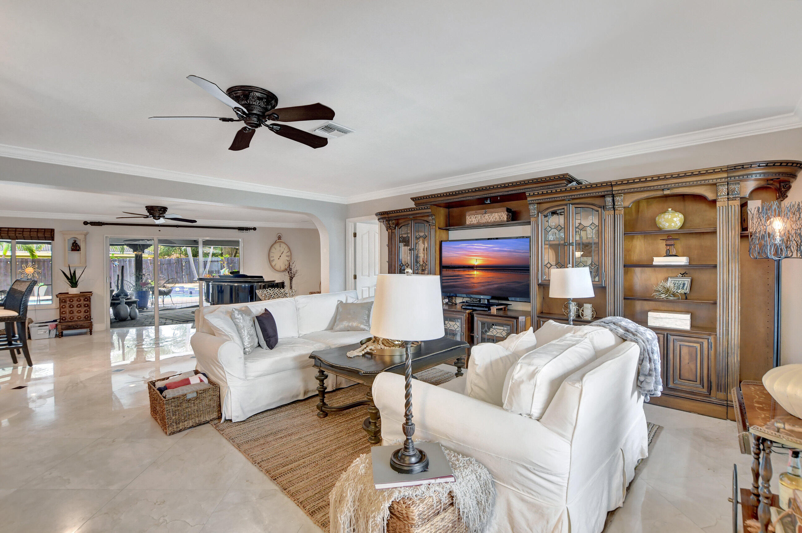 1100 SW 12th Terrace