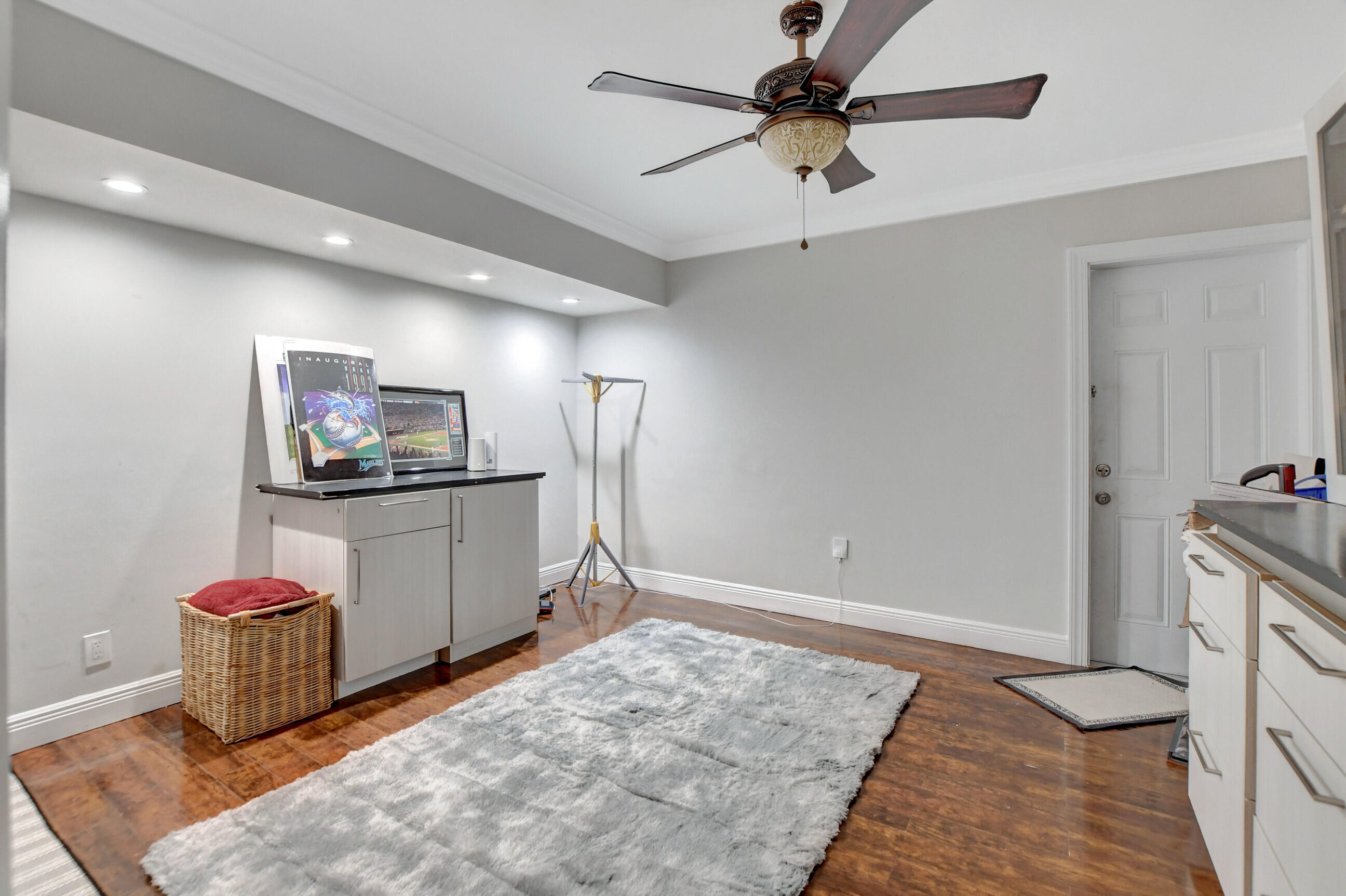 1100 SW 12th Terrace