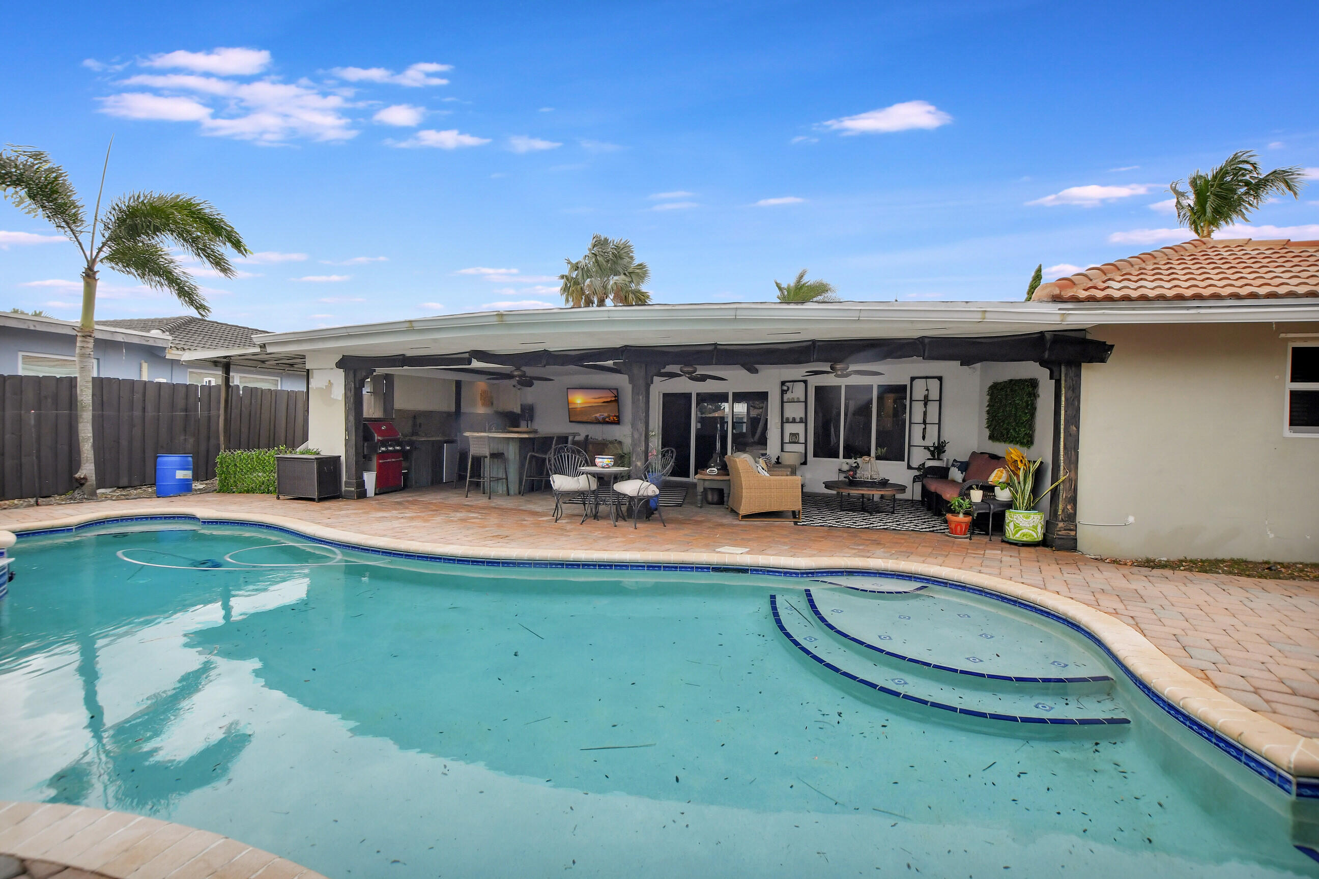 1100 SW 12th Terrace