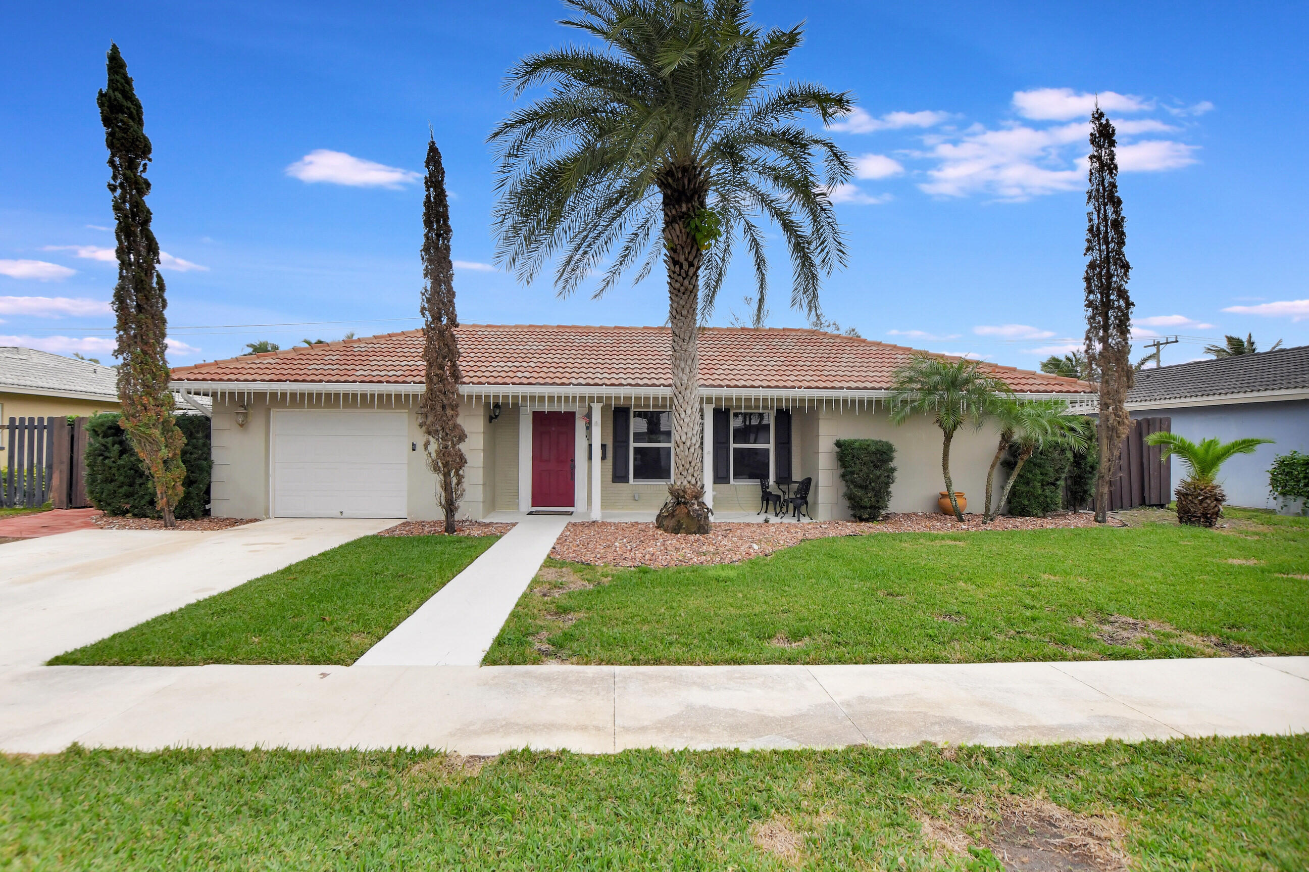 1100 SW 12th Terrace