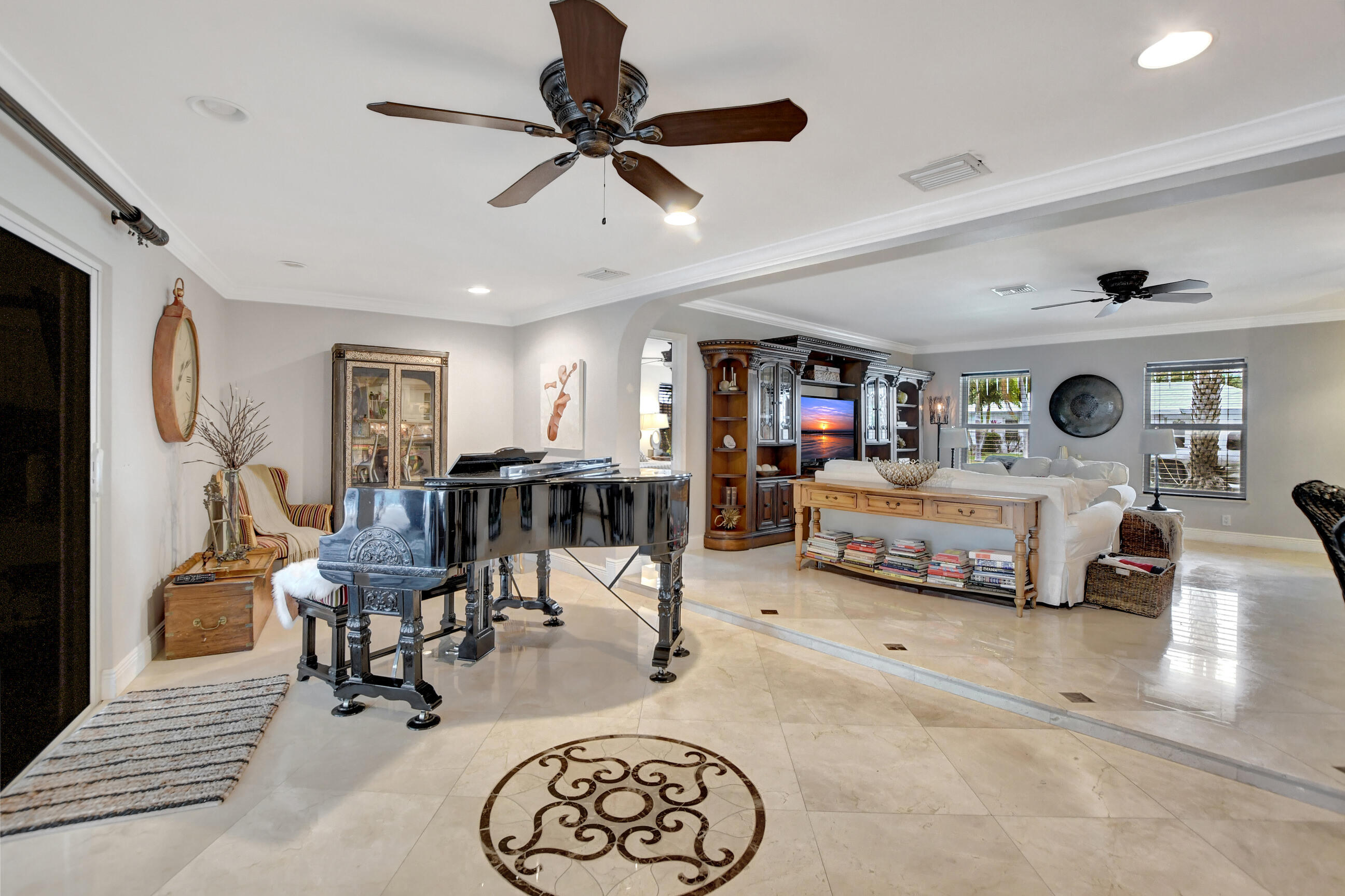 1100 SW 12th Terrace