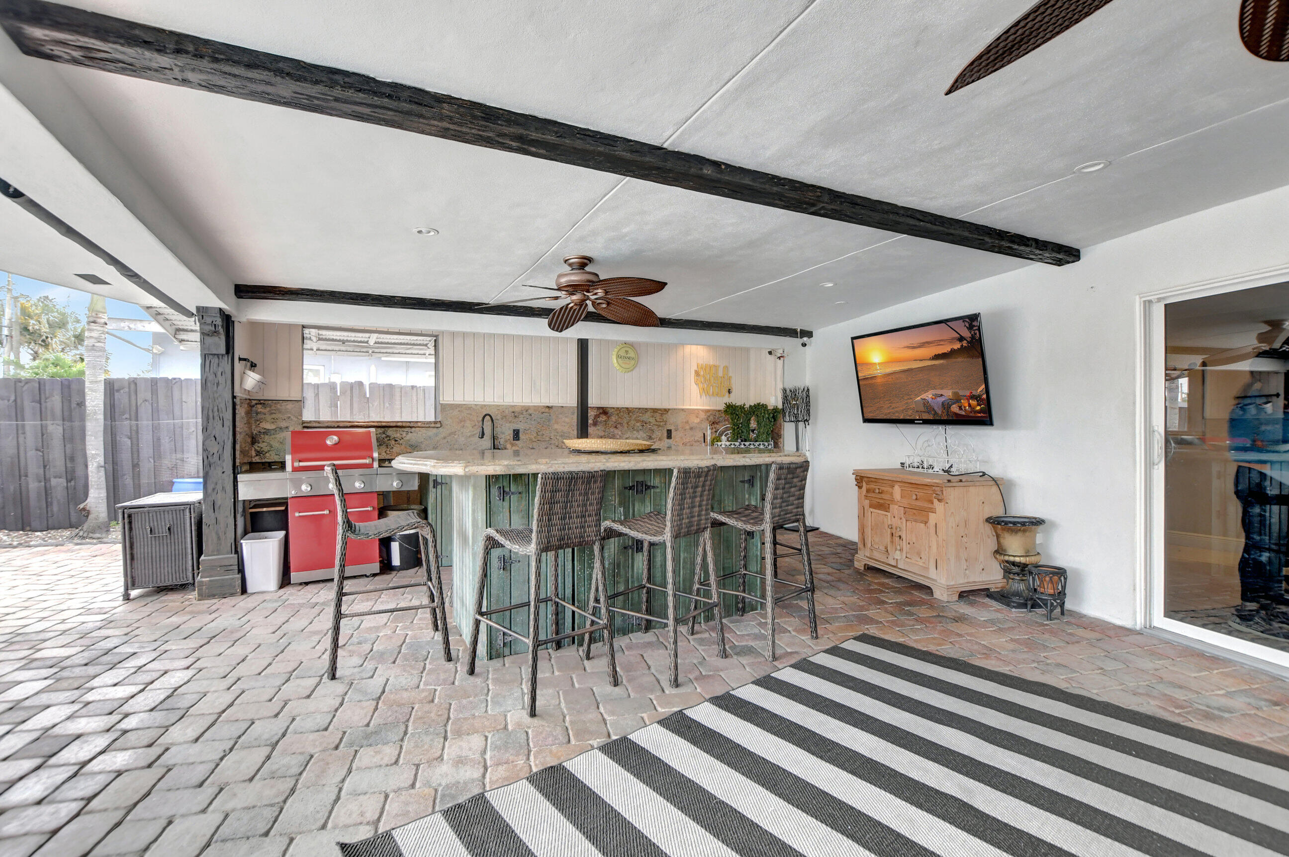 1100 SW 12th Terrace